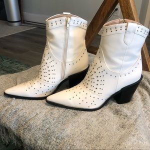 WHITE GALAXY BOOTS 🌌